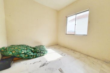 Residensi Warnasari 3