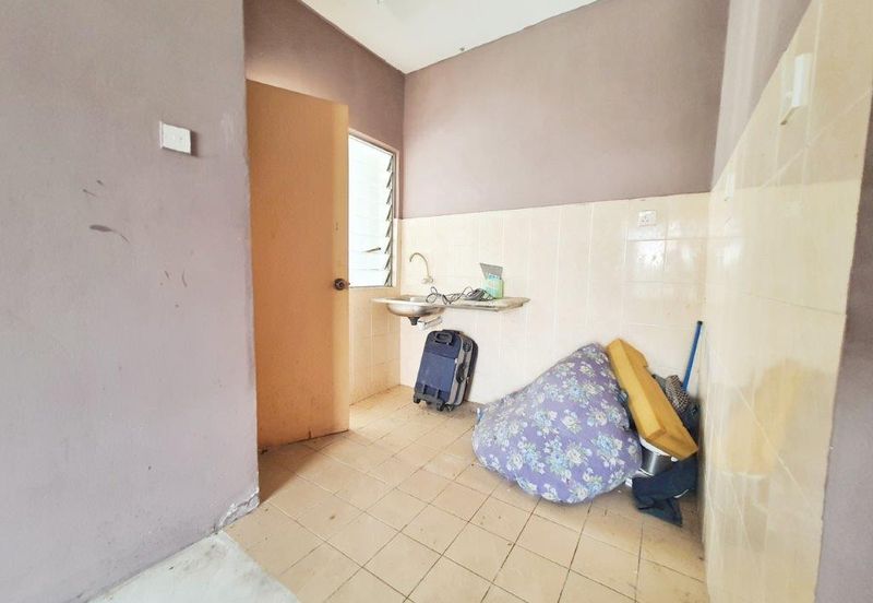 Residensi Warnasari 3