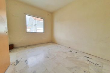 Residensi Warnasari 3