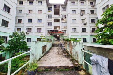 Residensi Warnasari 3