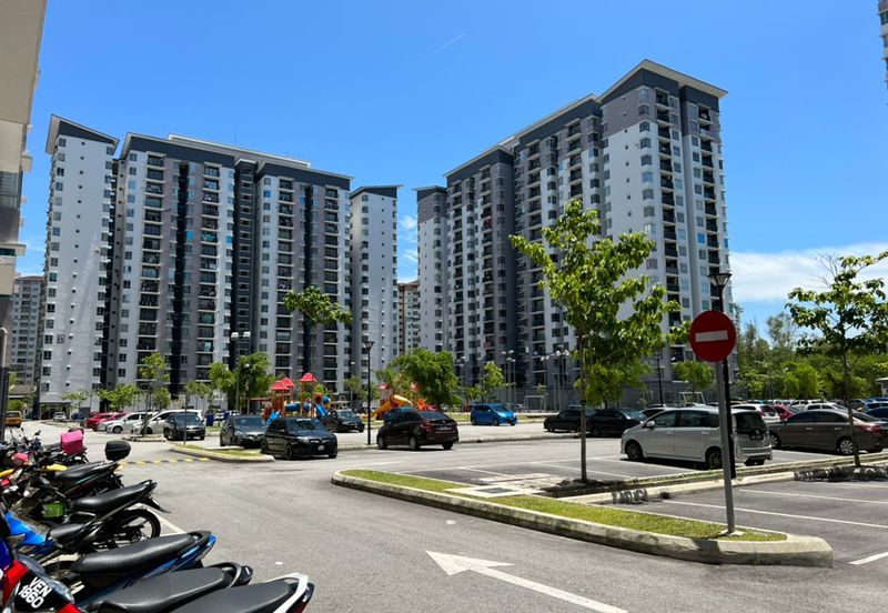 Residensi Laguna Biru 2