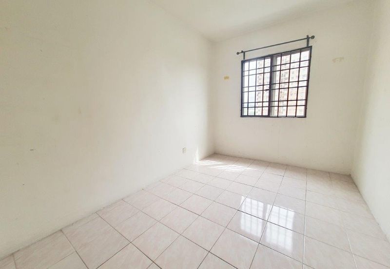 Pangsapuri Damai, Subang Bestari