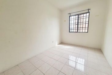 Pangsapuri Damai, Subang Bestari