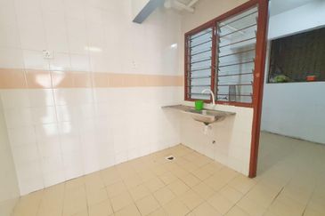 Pangsapuri Damai, Subang Bestari