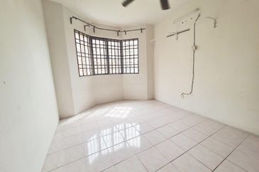 Pangsapuri Damai, Subang Bestari