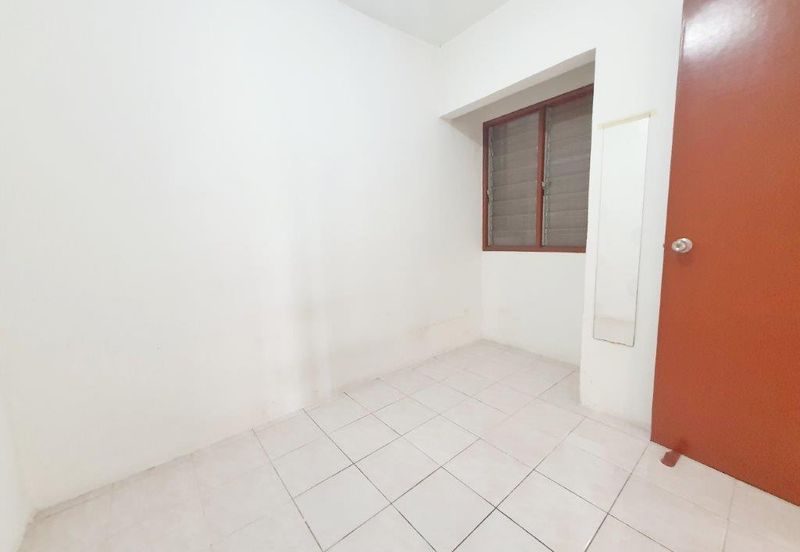 Pangsapuri Damai, Subang Bestari