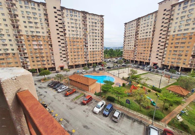 Pangsapuri Damai, Subang Bestari