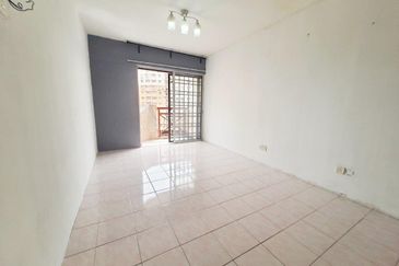 Pangsapuri Damai, Subang Bestari