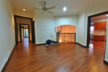 Seksyen 8, Kota Damansara