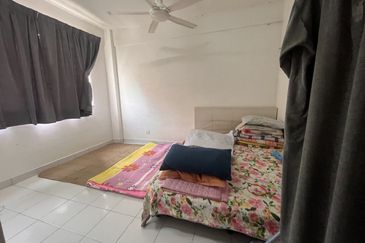 Alam Budiman Condominium (Pangsapuri Alam Budiman)