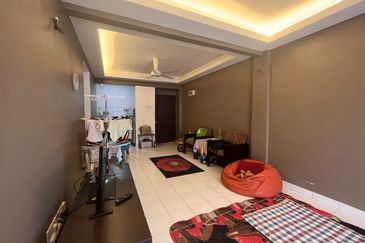 Alam Budiman Condominium (Pangsapuri Alam Budiman)