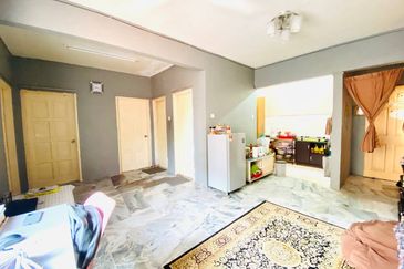 Astana Alam Apartment