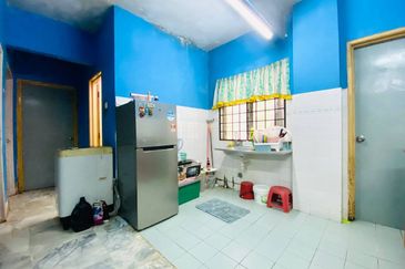 Astana Alam Apartment