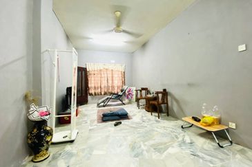 Astana Alam Apartment