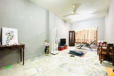 Astana Alam Apartment