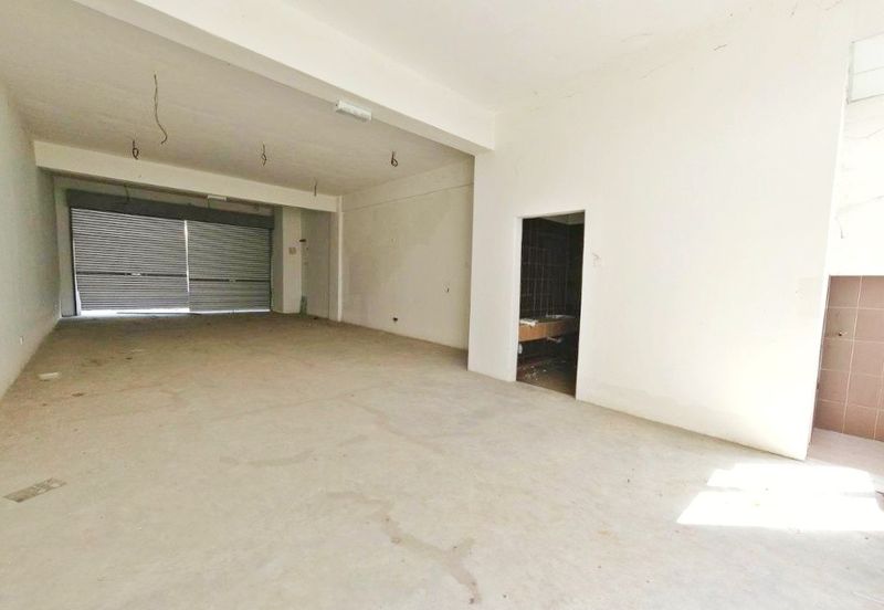 Near Lotus Near Bank Muamalat Near Masjid Puncak Alam Large catchment Double Storey Shop Lot Puncak Bestari Puncak Alam For Rent