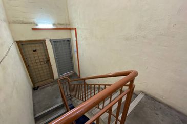 Pusat Komersial Seksyen 7