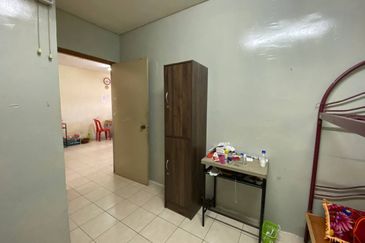 Pusat Komersial Seksyen 7