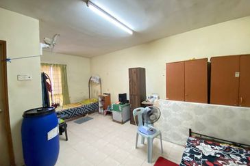 Pusat Komersial Seksyen 7