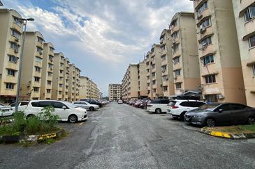 Pangsapuri Subang Suria