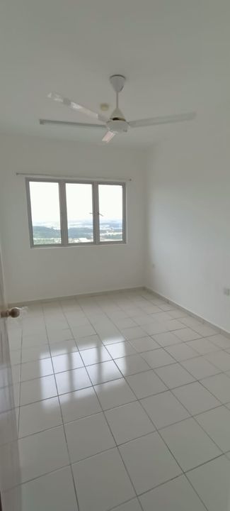 Rumah Baru Partly Furnished 2 Parking Berbumbung Near Lotus Apartment Seri Seraya Puncak Alam For Rent, Selangor, Bandar Puncak Alam