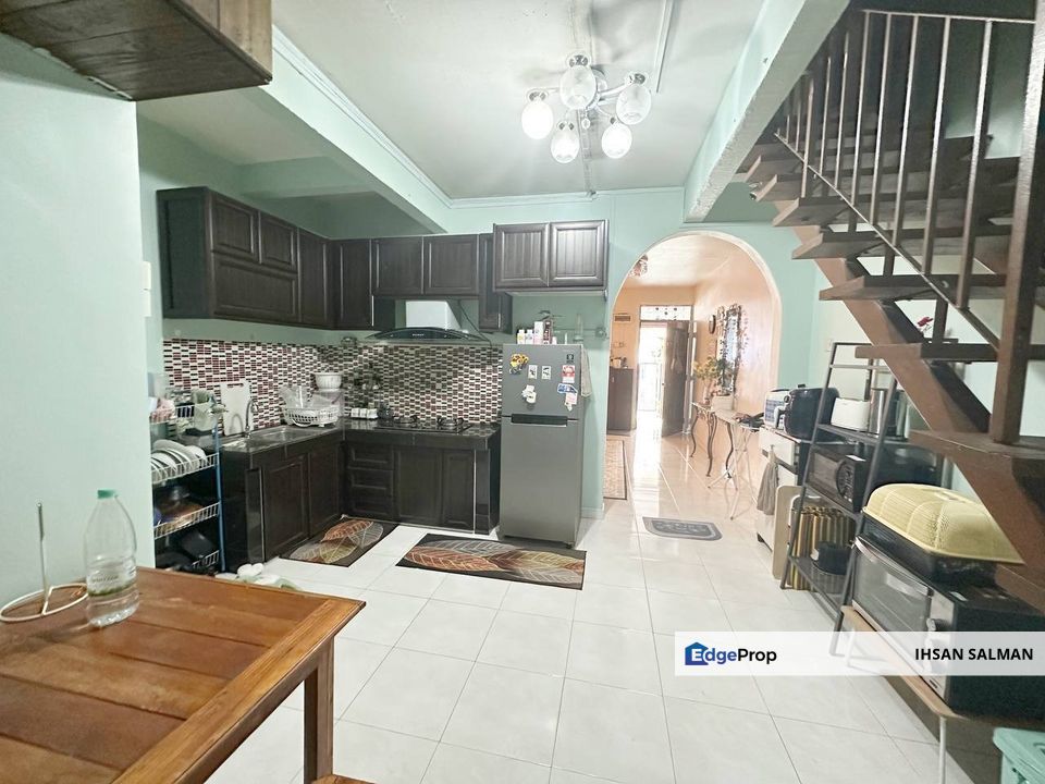 Renovated Kitchen cabinet Easy Access Teres 2 Tingkat Taman Beringin Jinjang Kepong Kuala Lumpur For Sale, Kuala Lumpur, Jinjang