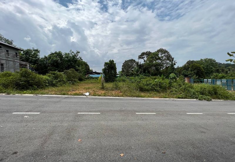 Kampung Sungai Pelong