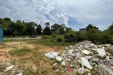 Kampung Sungai Pelong