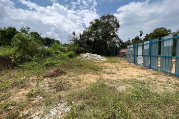 Kampung Sungai Pelong