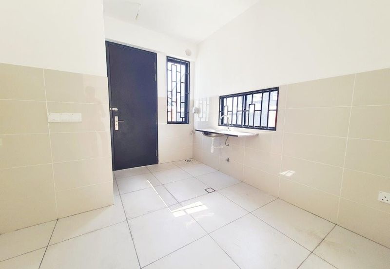 Elmina Green Three @ City of Elmina