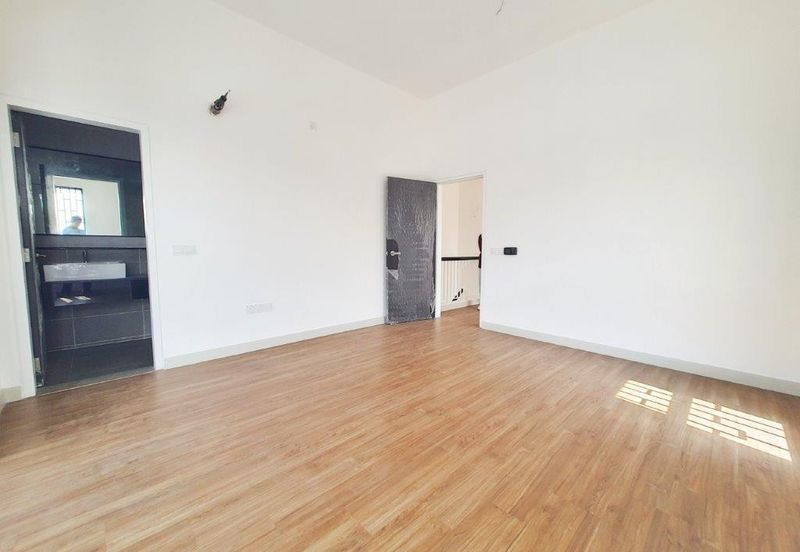 Elmina Green Three @ City of Elmina