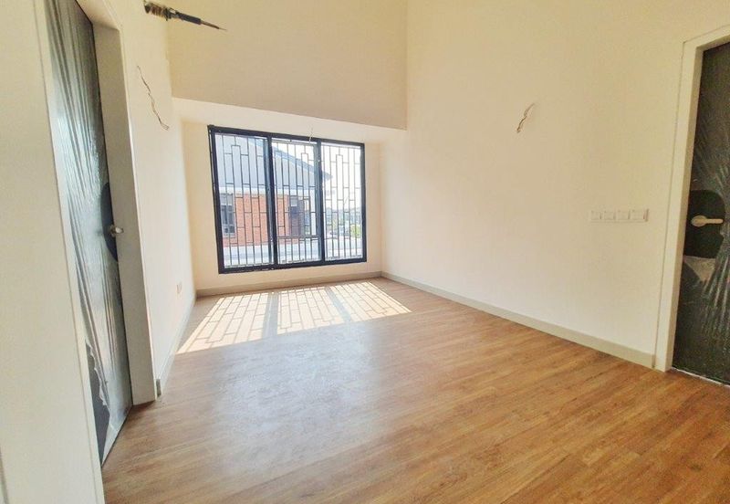 Elmina Green Three @ City of Elmina