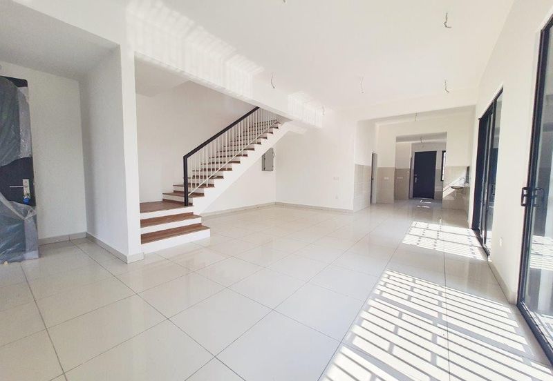 Elmina Green Three @ City of Elmina