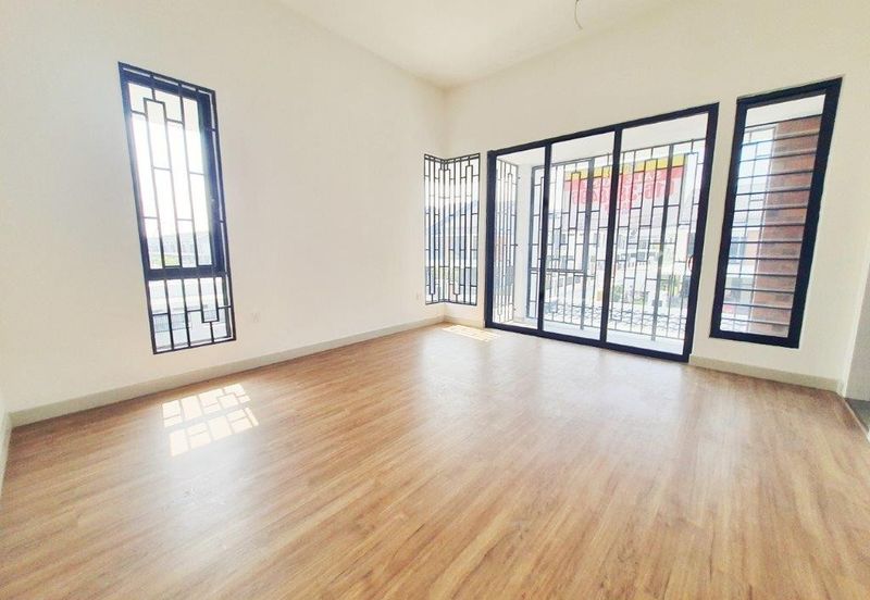 Elmina Green Three @ City of Elmina