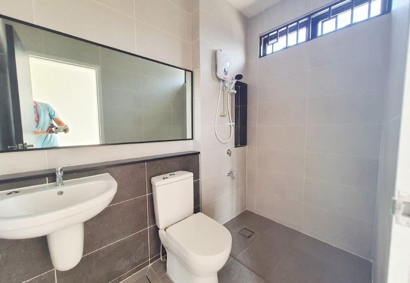 Elmina Green Three @ City of Elmina