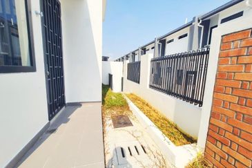 Elmina Green Three @ City of Elmina