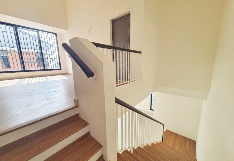 Elmina Green Three @ City of Elmina