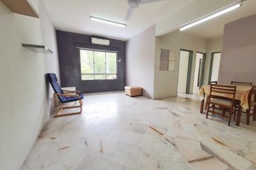 Residensi Warnasari 3