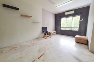 Residensi Warnasari 3