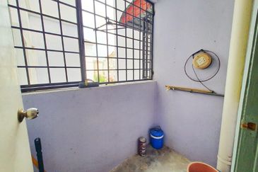 Residensi Warnasari 3