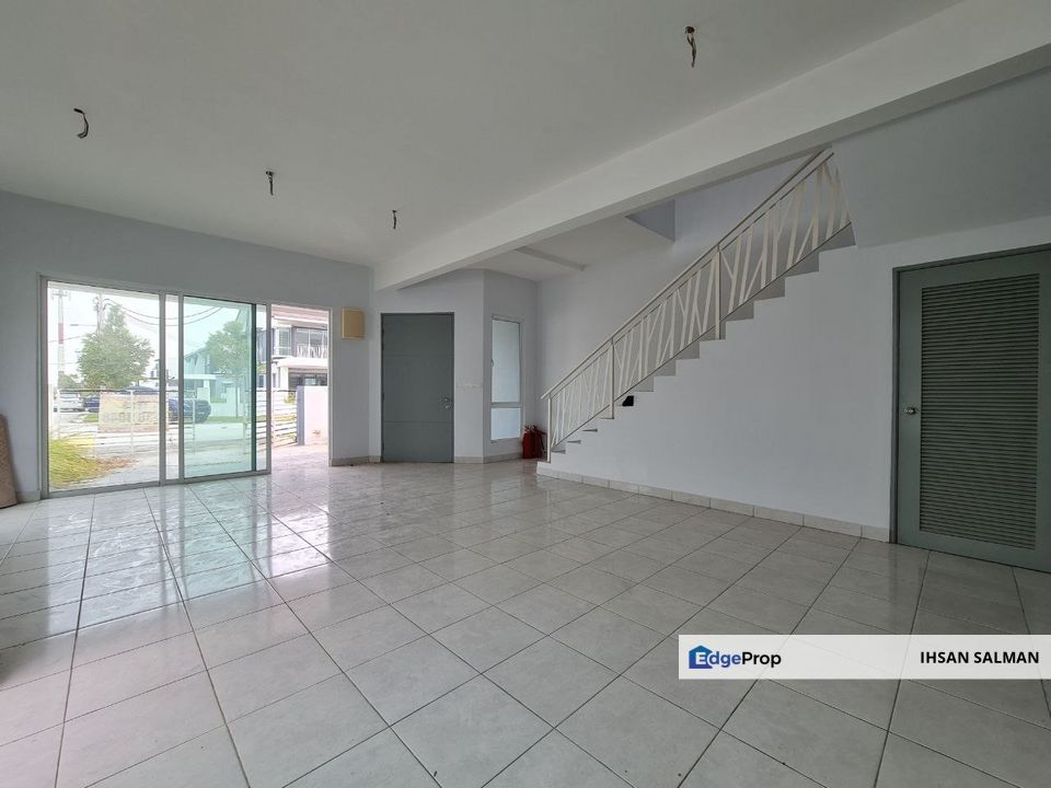 End Lot Facing Playground Rumah Baru Teres 2 Tingkat Widuri Residence Antara Gapi Serendah Rawang, Selangor, Serendah