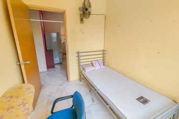 Astana Alam Apartment