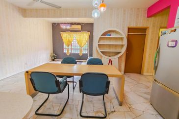 Astana Alam Apartment