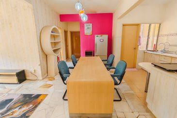 Astana Alam Apartment