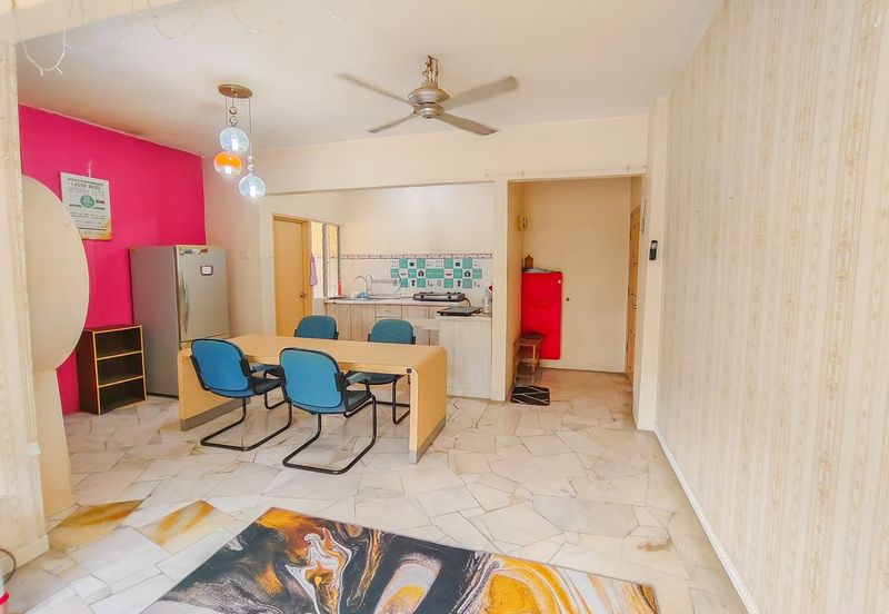 Astana Alam Apartment