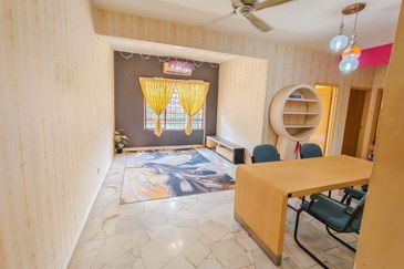 Astana Alam Apartment