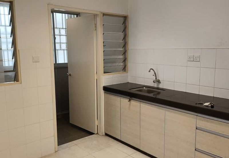 Seri Intan Apartment