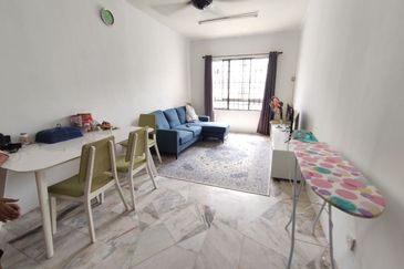 Residensi Warnasari 3