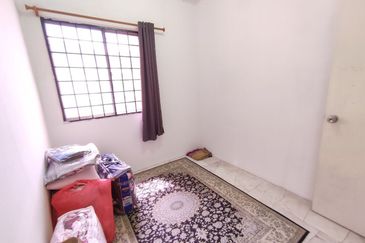 Residensi Warnasari 3