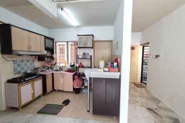 Residensi Warnasari 3